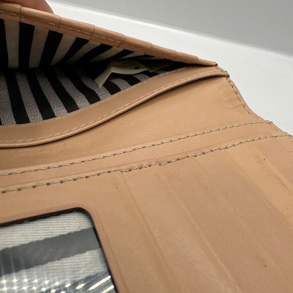 KATE SPADE New York Stacy Southport Avenue Wallet - Picture 6 of 10